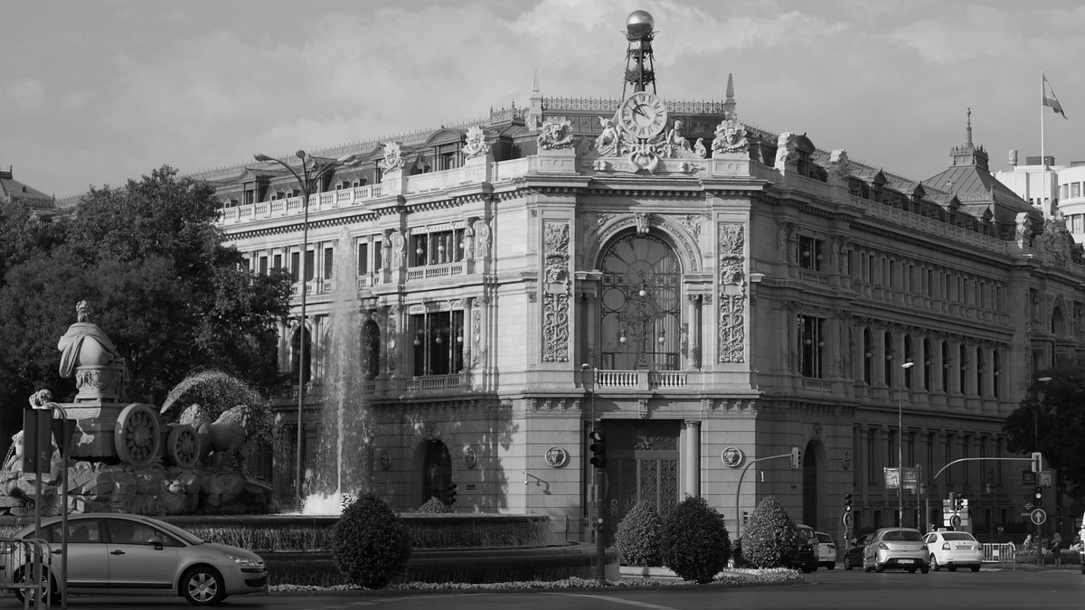Derecho Bancario - Enrique Arroyo Abogados